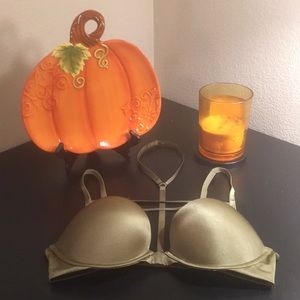 SALE - Victoria’s Secret Bombshell Bra